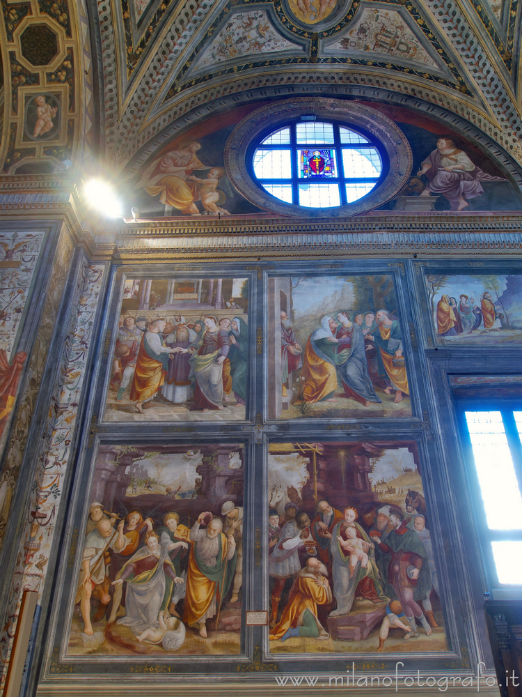 Legnano (Milano) - Parete sinistra del presbiterio della Basilica di San Magno